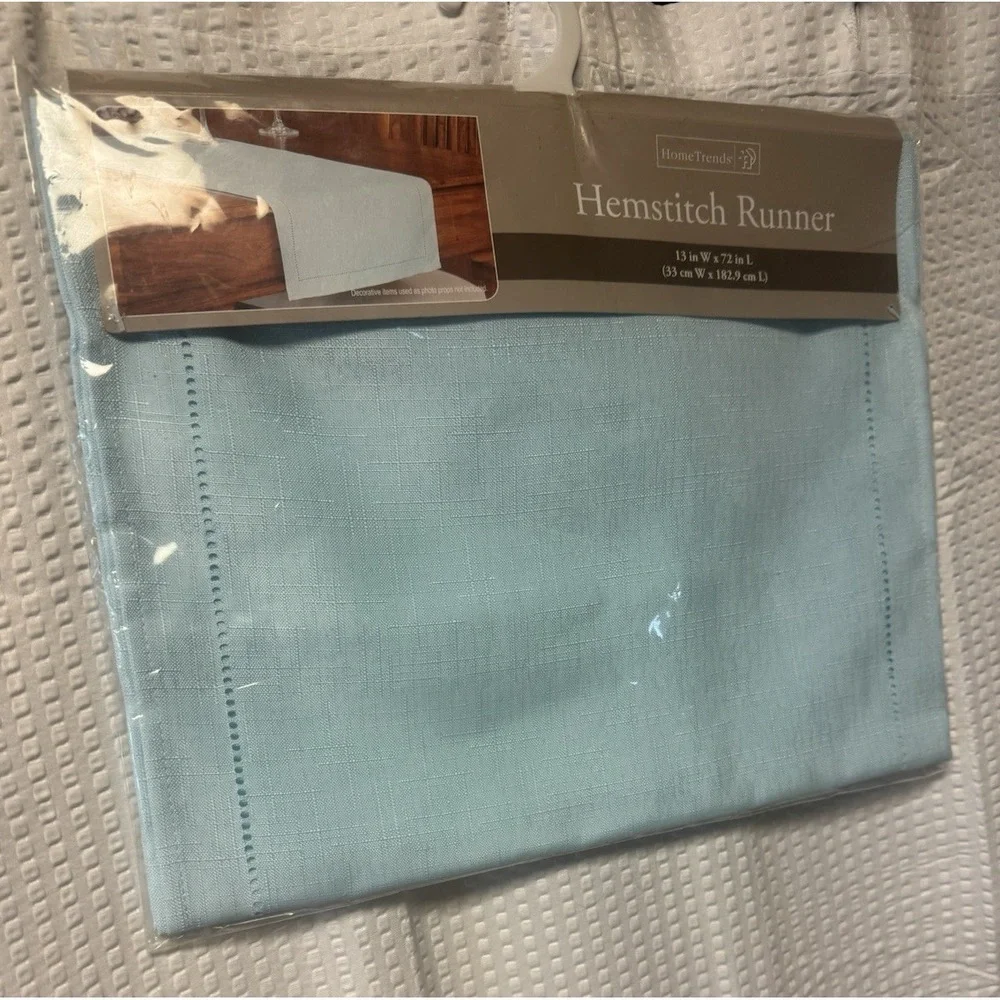 HOMETRENDS‎ Blue Classic Hemstitch 13x72 Table Runner Polyester Discontinued NEW